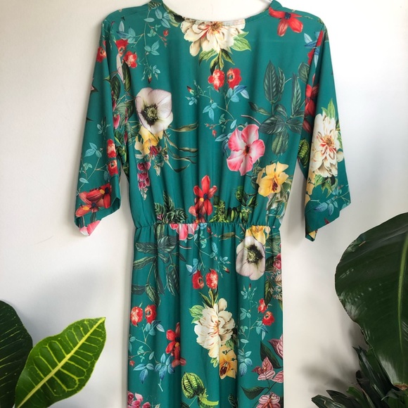 Green Botanical Maxi Dress - Picture 3 of 5